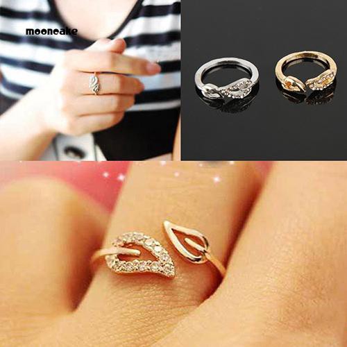 Nhẫn 2 chiếc lá đính đá mặt trăng thời trang cho nữ
