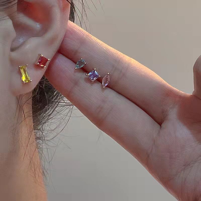 Set 5 Khuyên Tai Đính Đá Zircon Đơn Giản Cá Tính Dễ Phối Đồ Cho Nữ