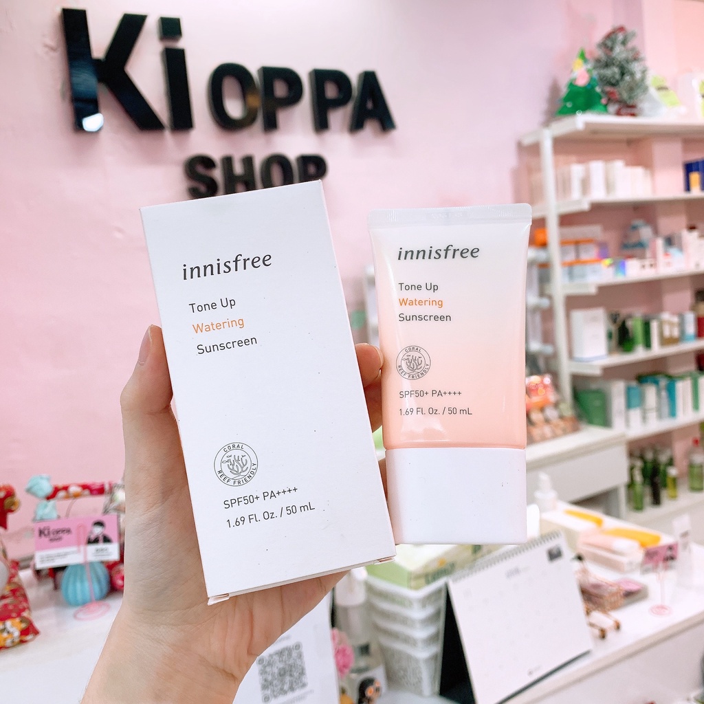 Kem chống nắng innisfree Tone Up Watering Sunscreen SPF50+ PA++++