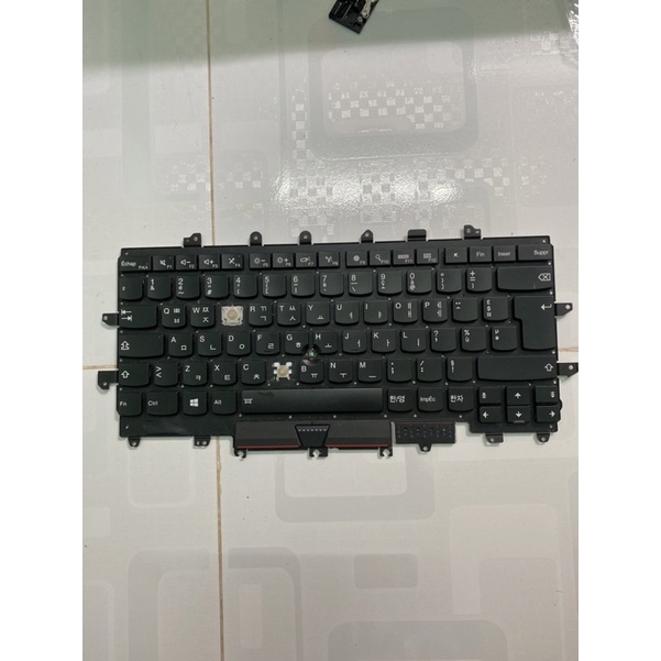 bàn phím lapfop lenovo mã rvc-85f0 p/n sn20k74717 chưa test tiếng hàn korea không bảo hành