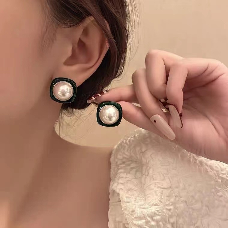 Khuyên Tai Cao Cấp Đính Ngọc Trai Sang Trọng Phong Cách Retro Pháp