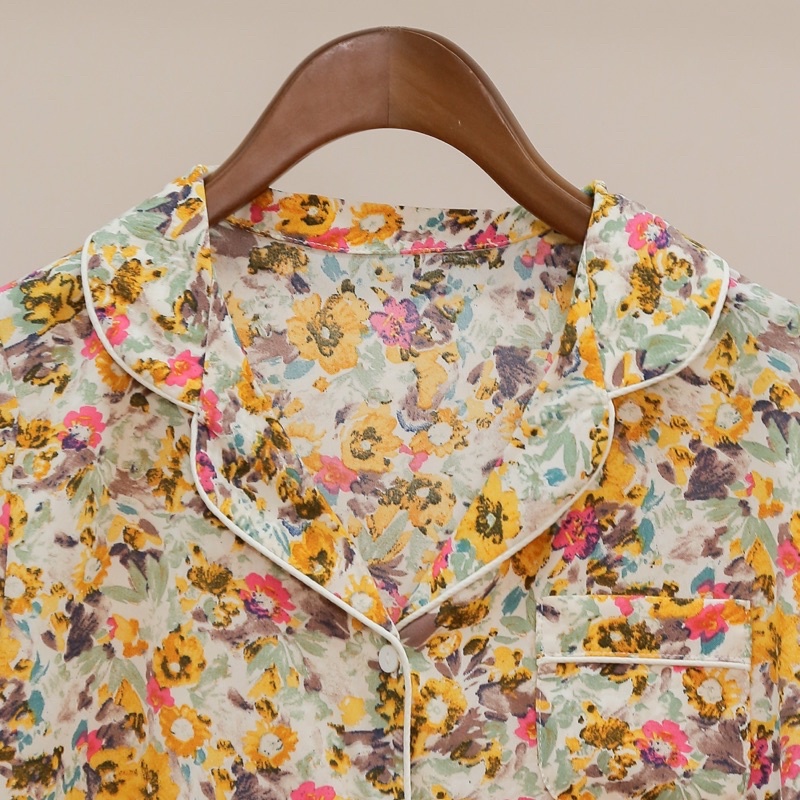 Bộ Pyjama lụa cát cao cấp MOMOJAMA họa tiết hoa nhiều màu (40-70kg) - MJ0256