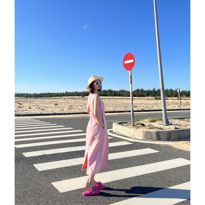 Đầm suông dáng dài thiết kế xẻ tà sau Dreamy Dress - Miahou Closet