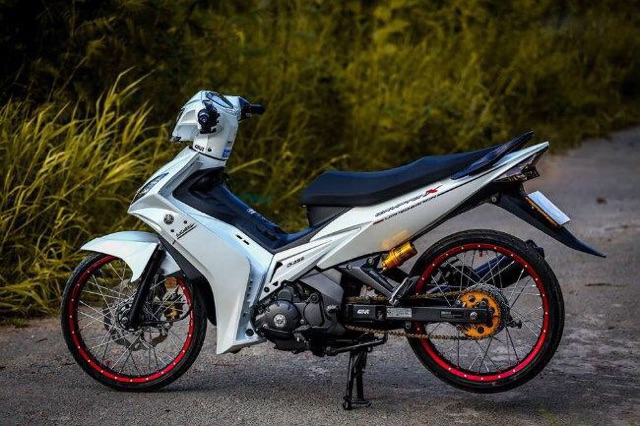 Tem exciter 2010 crypton x trắng