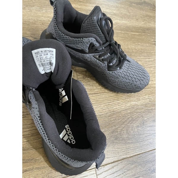 Giày thể thao new tag pass