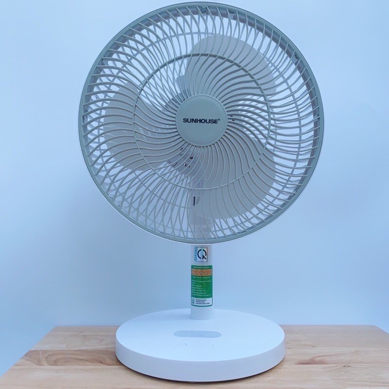 Quạt tích điện, quạt sạc tích điện SUNHOUSE SHD7115, bảo hành toàn quốc 12 tháng