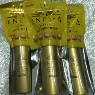 Xịt chống nắng Anessa vàng