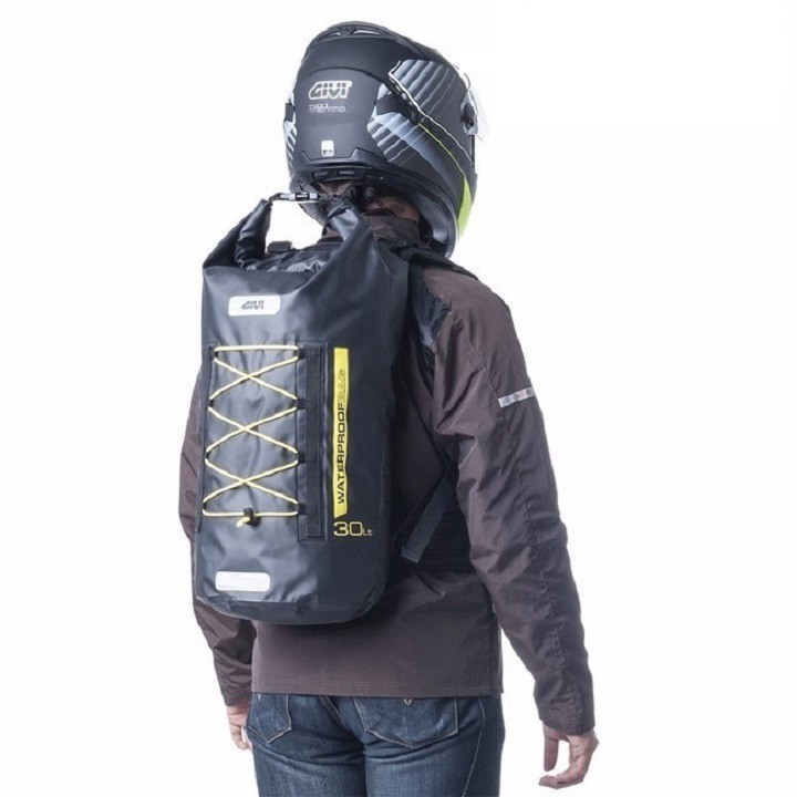 [THÔNG DỤNG] Balo Chống Nước Givi Prime Backpack 30Lít 01 PBP01 giúp bạn đựng được nhiều đồ cho những chuyến đi xa