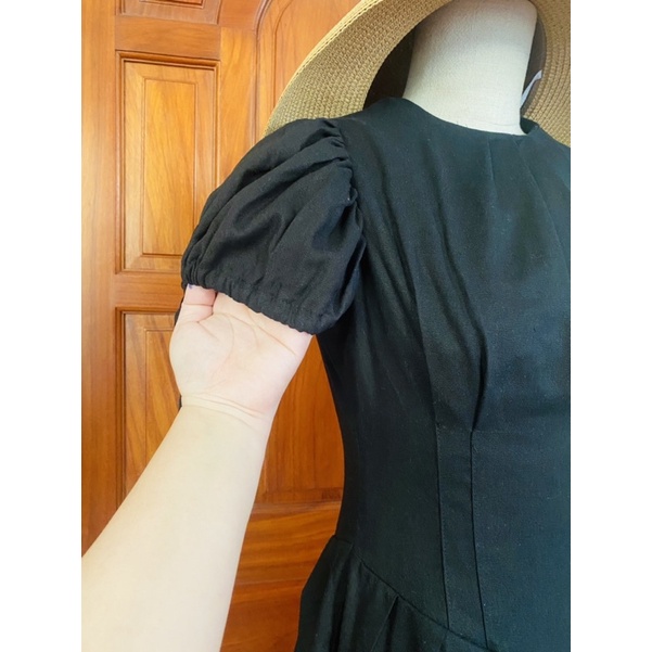 Đầm thiết kế Cecil