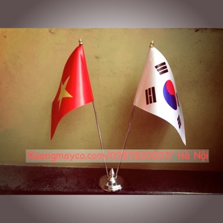 Cờ để bàn Việt nam và hàn quốc
