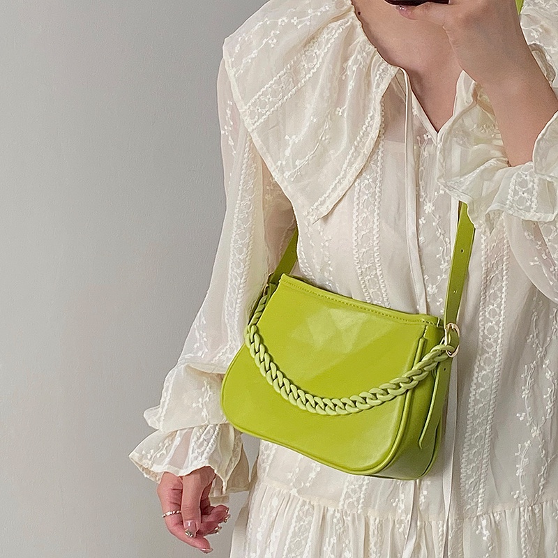 Túi đeo vai IELGY phối chuỗi xích thời trang dành cho nữ