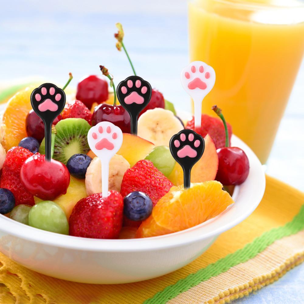 Nĩa Ăn Trái Cây Hình Dáng Dễ Thương Cho Bé