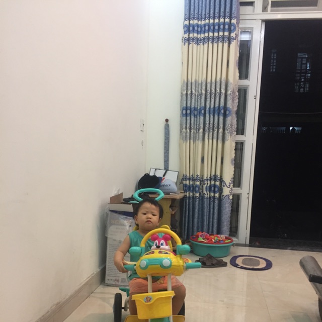 Xe đẩy ba bánh tiện lợi