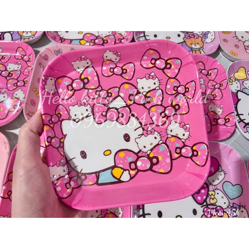Đĩa vuông hello kitty