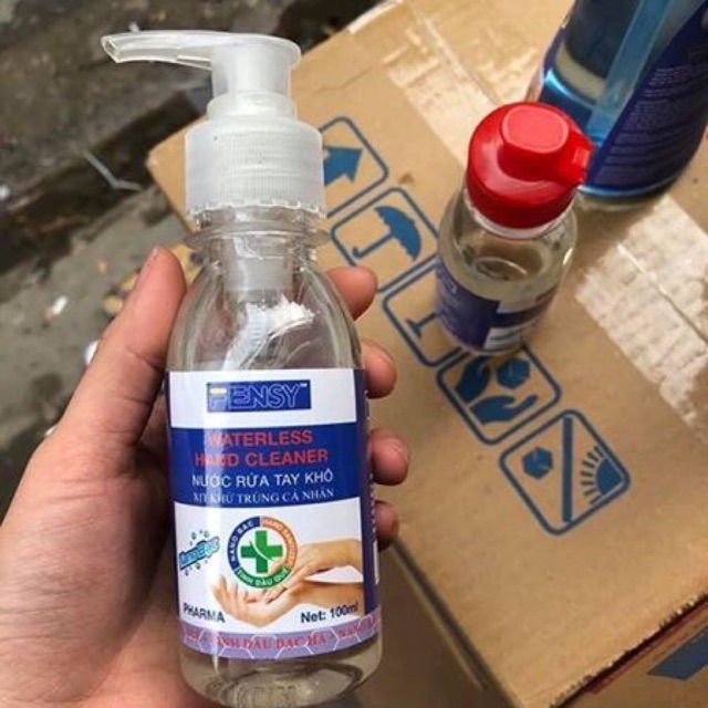 nước rửa tay khô