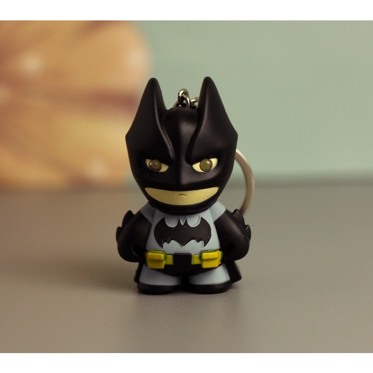 Móc Khóa Siêu Anh Hùng Avengers Người Dơi Người Sắt Đội Trưởng Mỹ Người Nhện Phát Sáng Đèn Led Có Nhạc Có Đèn 3