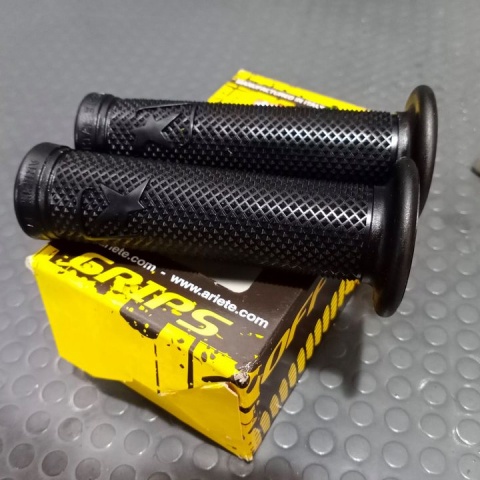 Bao tay Ariete chính hãng 02636/CN