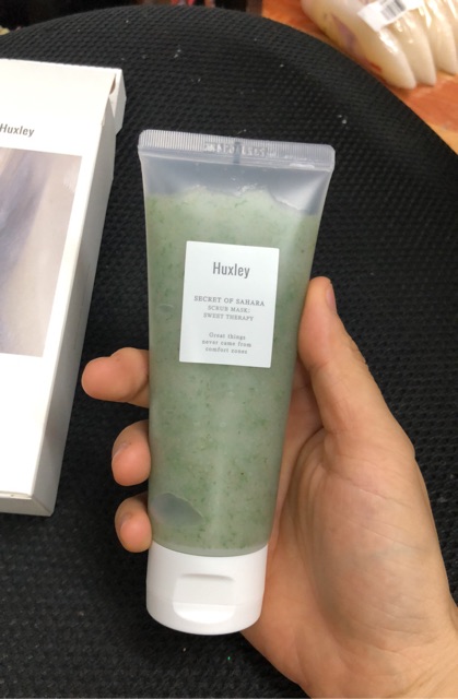 Tẩy da chết cho mặt Huxley