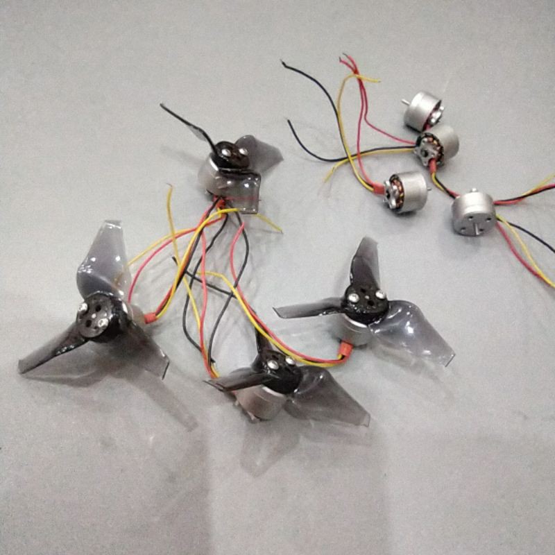 Động cơ motor không chổi than 1104 / 1106 - 4300kv cho mô hình máy bay.