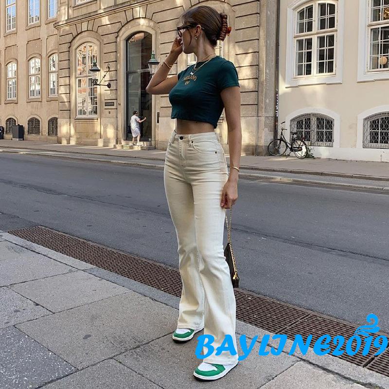 Áo Thun Nữ Ngắn Tay Cổ Tròn Thêu Chữ Và Số Thời Trang