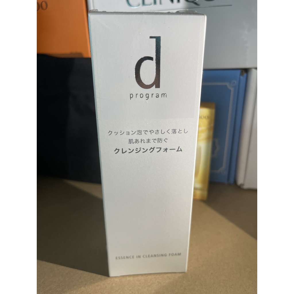 Sữa Rửa Mặt D Program Tạo Bọt Dưỡng Da 120g