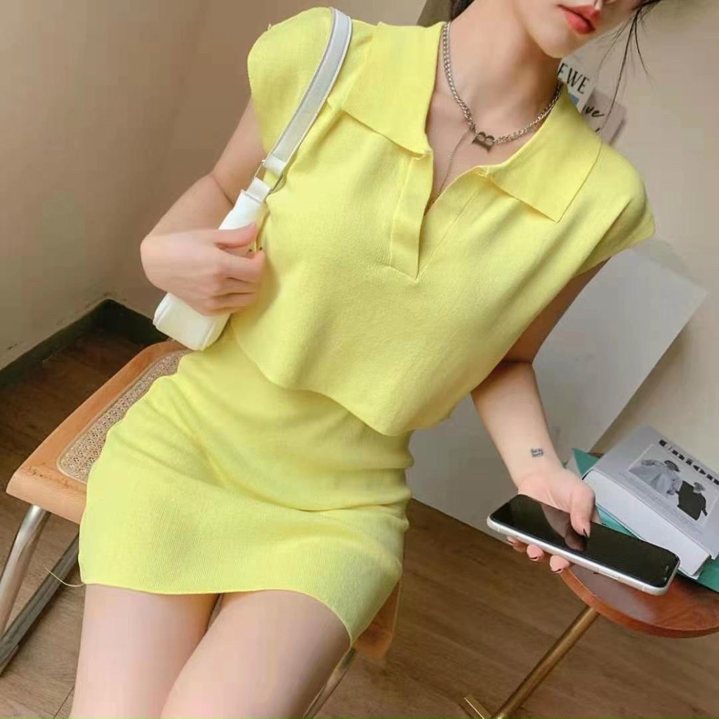 Gợi ý cho các nàng Set đồ hack chân, ăn gian chiều cao 🤩🤩 🤩 👌👌👌Set áo crotop x chân váy len  🌟 Diện e này thì gọn dáng,