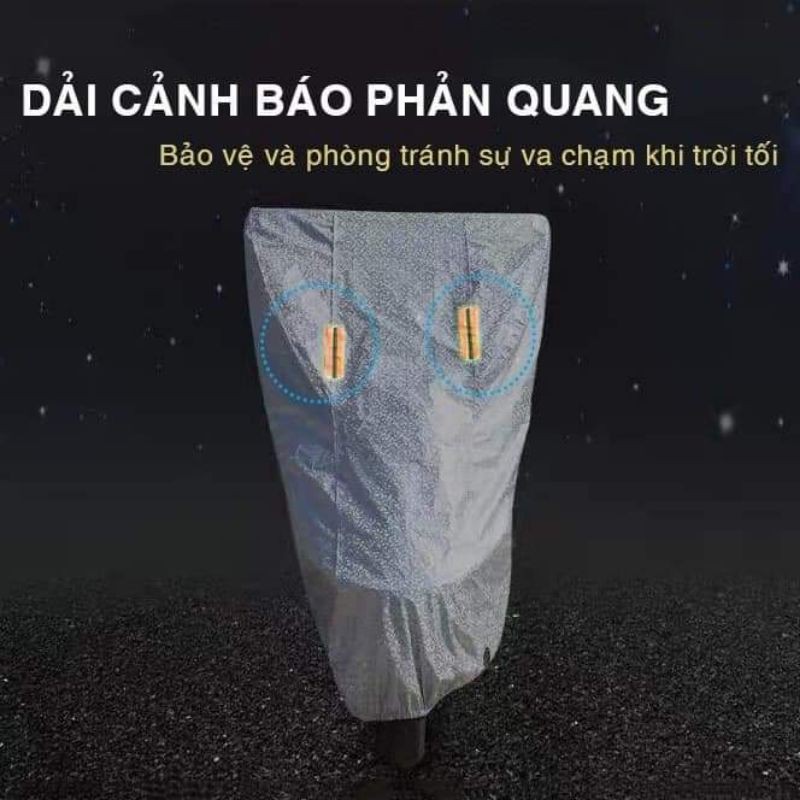 Bạt phủ xe máy có tai chống mưa nắng.