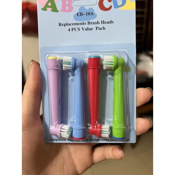 vỉ 4 đầu bàn chải đánh răng điện trẻ em Oral-B Braun