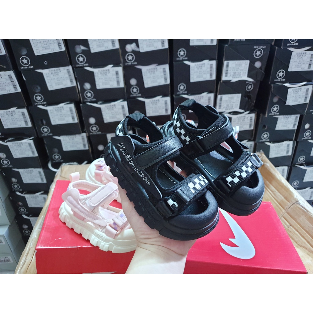 Dép sandal mũi cao chống vấp chống trơn cho bé trai bé gái