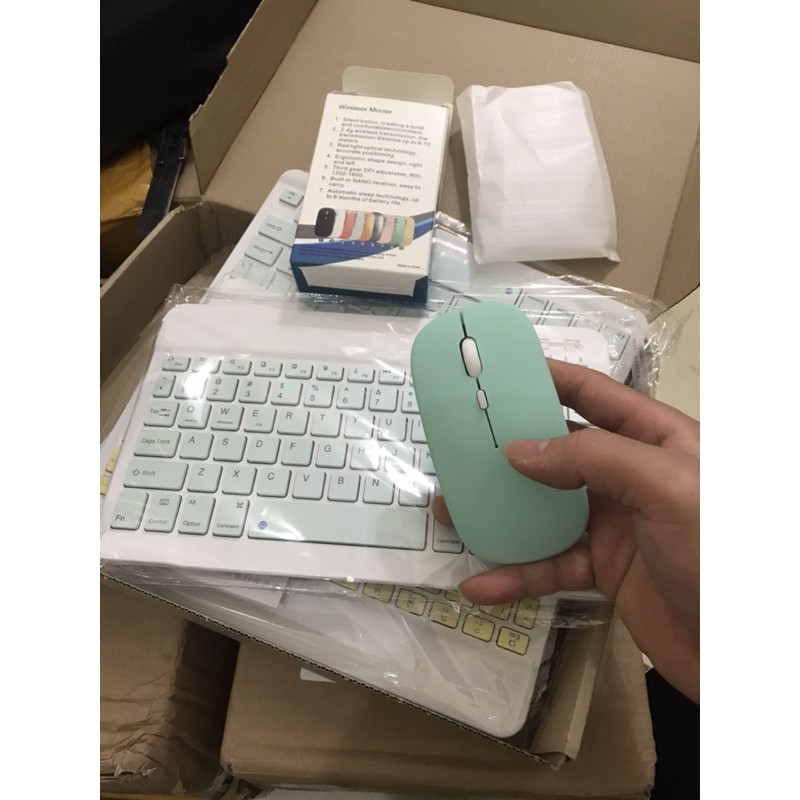 Bàn phím kèm chuột không dây Bluetooth 10inch kết nối iPhone,iPad,sam sum...*tặng kèm lót chuột* | BigBuy360 - bigbuy360.vn