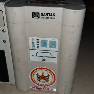 Ups santak c1k 1000va. Bộ lưu điện sin chuẩn loại hết bình mới ngắt. Loại dùng 36v