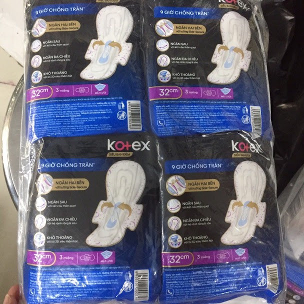 Băng Vệ Sinh Kotex Ban Đêm 32cm(1 gói 3 miếng tặng 1 miếng)