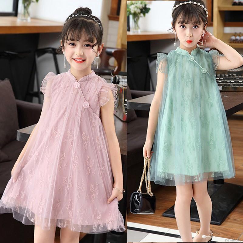 Đầm sát nách phong cách Vintage cho bé gái