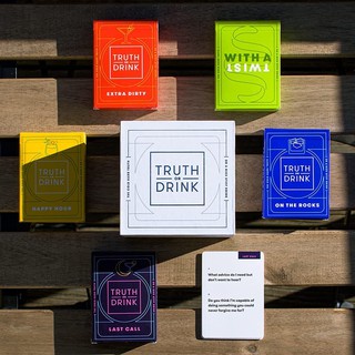 Thẻ  bài Drinking games Truth or Drink nhập khẩu tách set 5 món cho bữa tiệc trưởng thành