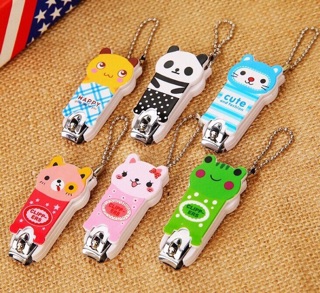 Bấm móng tay siêu yêu cho bé