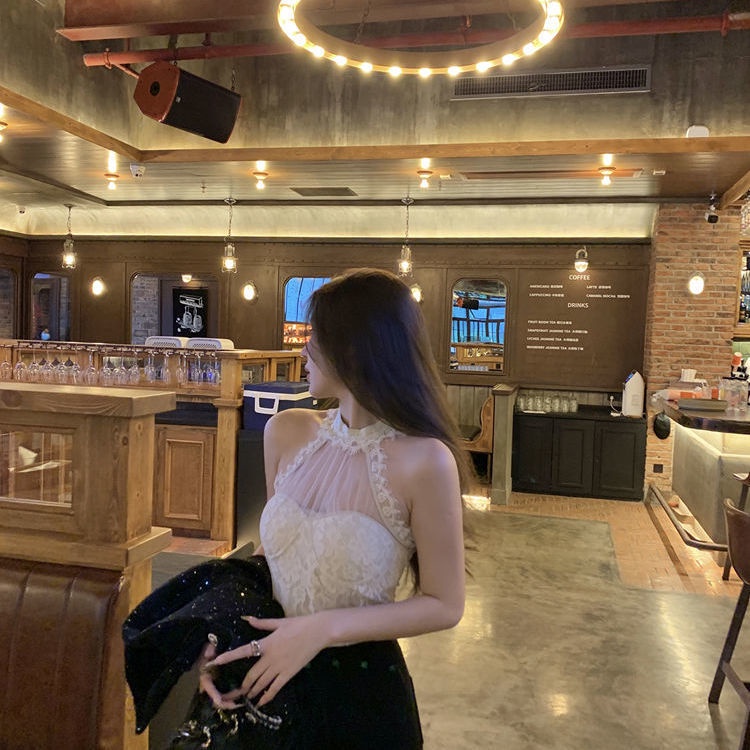 【F&amp;X 22ss】Áo sát nách ôm sát cổ phối ren phong cách Pháp hàng mới