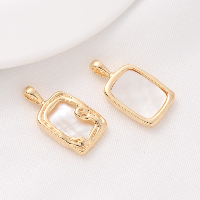 Mặt Dây Chuyền Hình Vỏ Sò Trắng Bằng Đồng 14K Cao Cấp