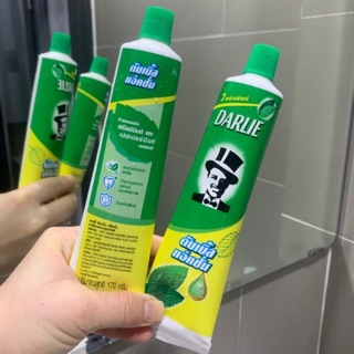 Kem đánh trắng răng ông già Darlie bạc hà Thái