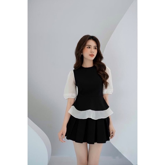 Áo sơ mi peplum đen tay trắng Hàn Quốc kết hợp giữa chất tuyết mưa và tơ