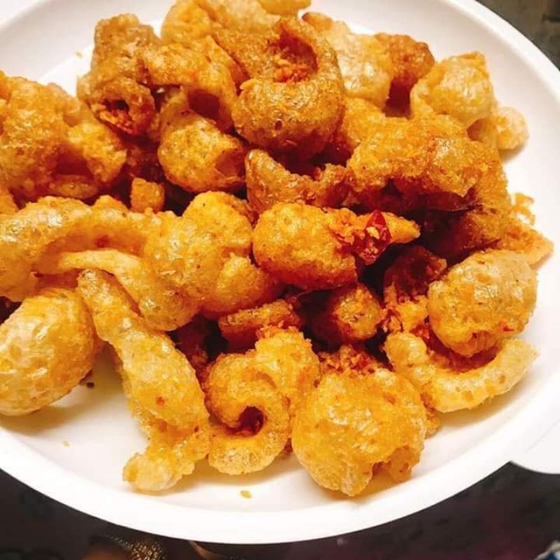 [MÓN MỚI] DA HEO LẮC PHÔ MAI TỎI ỚT HŨ PET 150GR - Lùn Con Food