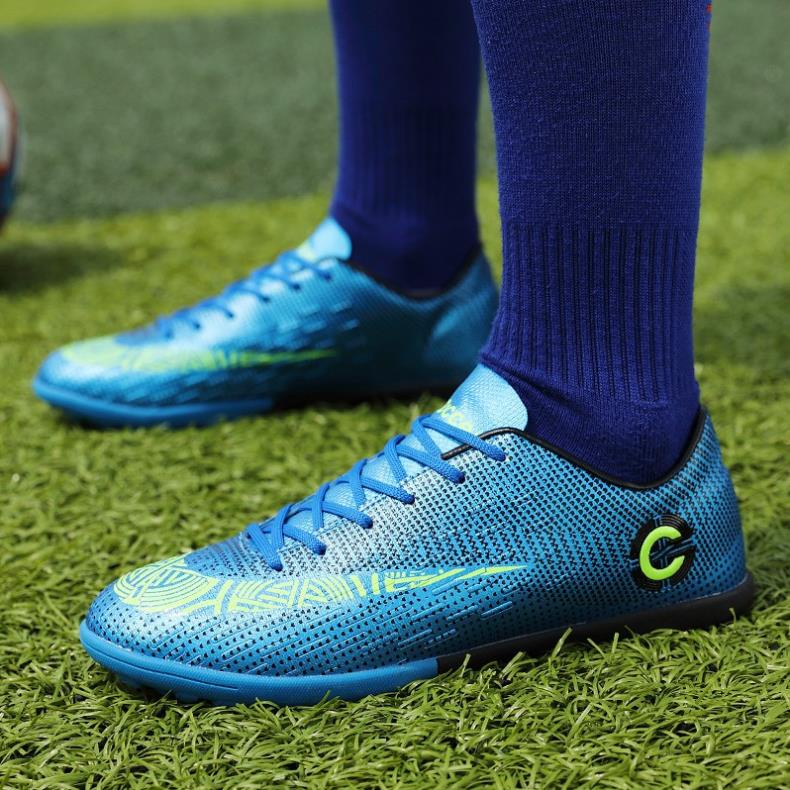 CR7 TF Giày bóng đá futsal Size:32-45 Giày bóng đá chất lượng cao Giày tập bóng đá -LKH(