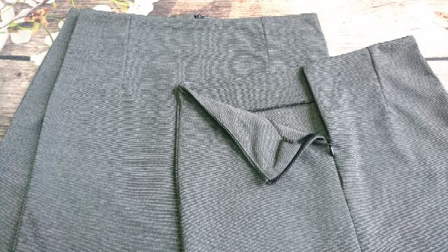 Chân váy màu ghi xám | BigBuy360 - bigbuy360.vn