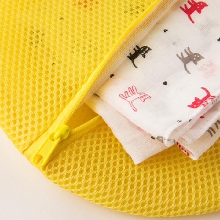 Túi Lưới Giặt Quần Áo ARTBOX Hàn Quốc Hình Vịt Iren Màu Vàng Ngộ Nghĩnh
