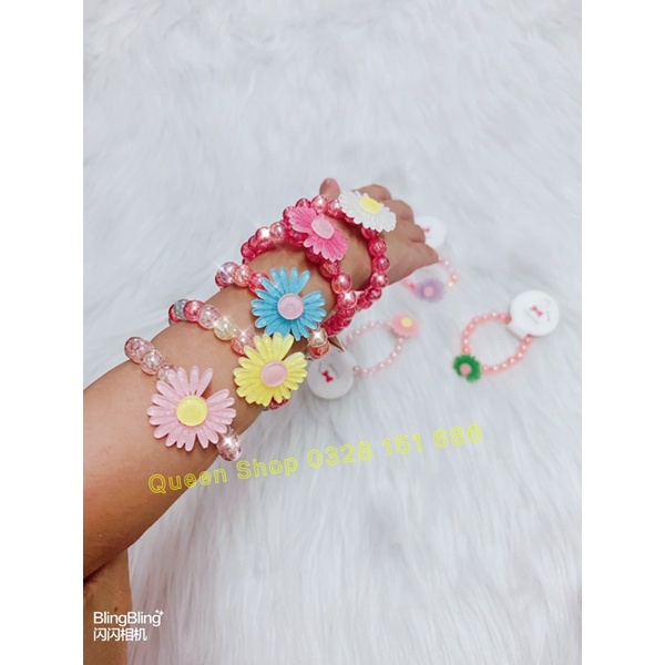 Vòng đeo tay chuỗi hạt nhiều màu sắc hình bông cúc siêu dễ thương cho bé