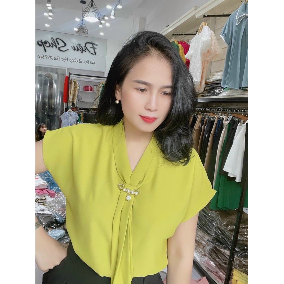 Áo sơ mi nữ lụa cộc tay cao cấp công sở trơn cổ nơ đính gim hạt ngọc nhiều màu , áo sơ mi thiết kế MQ Boutique