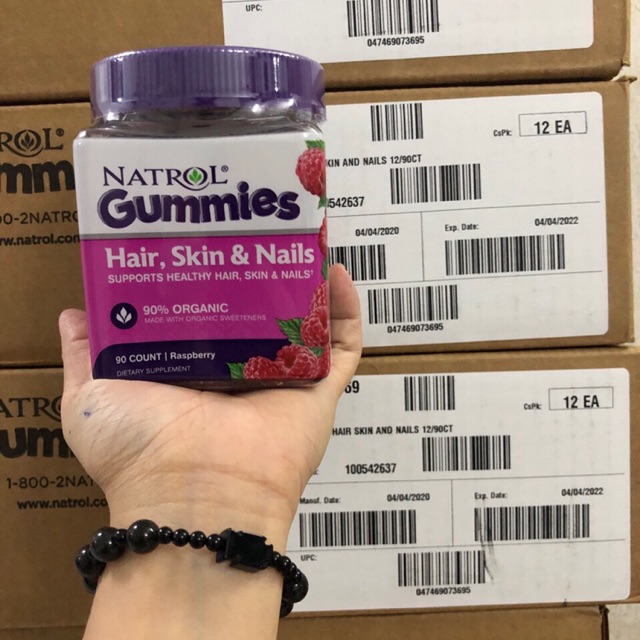 Natrol gummies hair.skin&nails