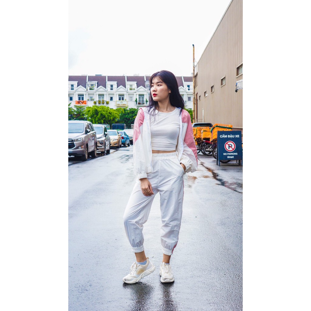 Bo ao quan the thao thoi trang nu phoi trang hong cao cap