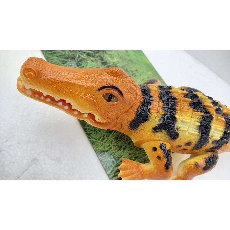 Đồ chơi cá sấu Crocodile chạy pin siêu to