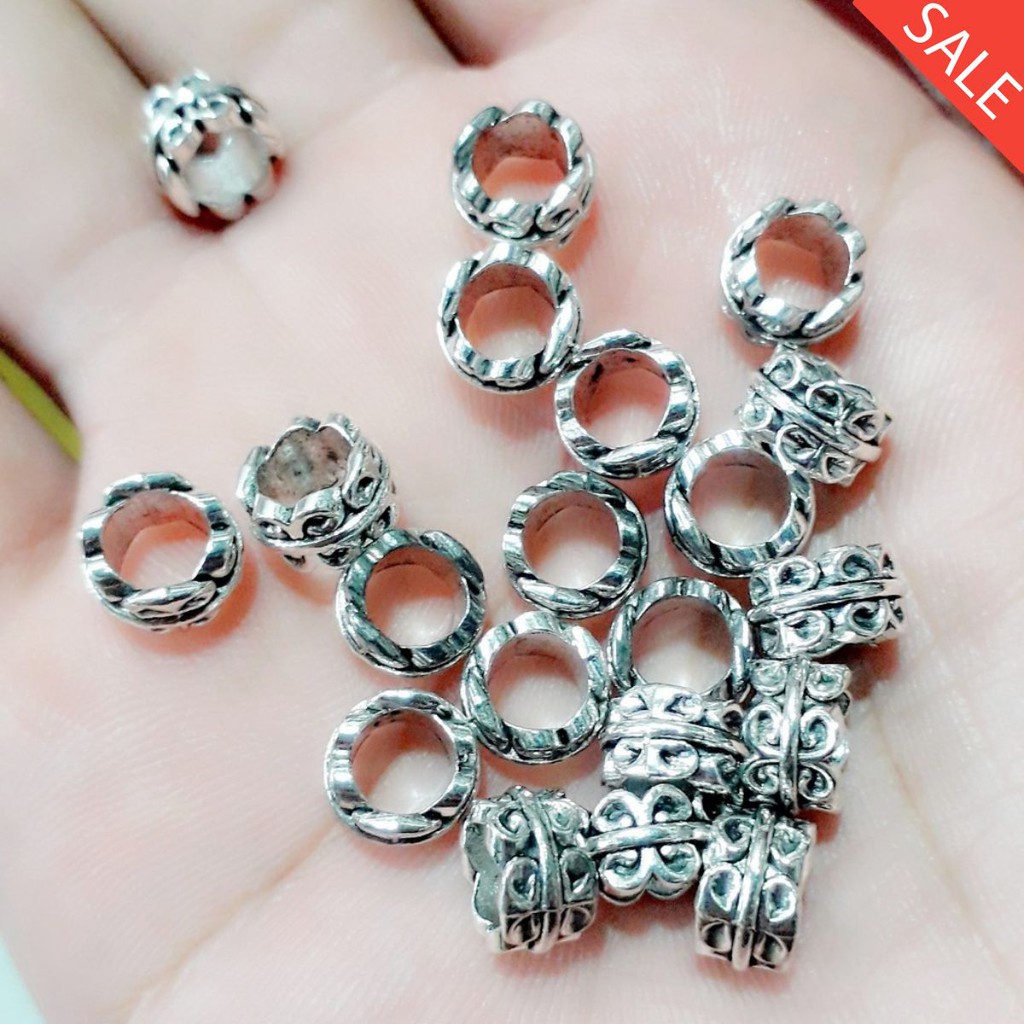 Charm sỉ - lùa xỏ ngang lỗ lớn : 50g 1 gói = 23k [ Sỉ charm tphcm ]