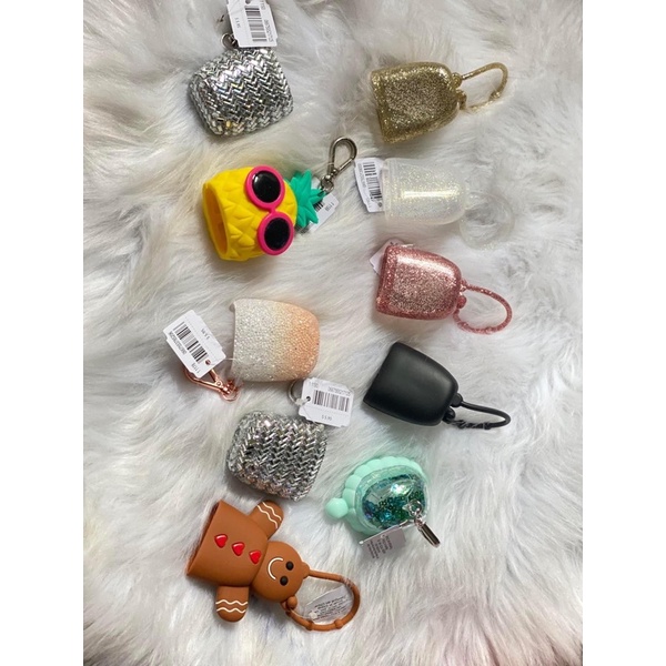 Móc treo nước rửa tay khô nhiều mẫu thú khác nhau